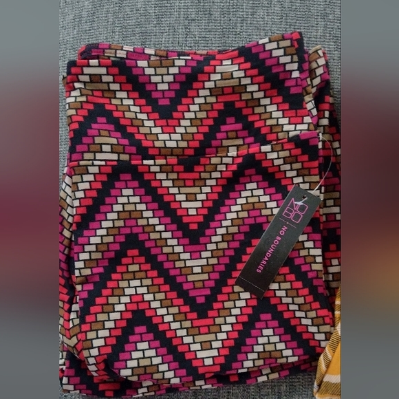 High Waist Flare Leggings Lot (2) - Picture 5 of 6